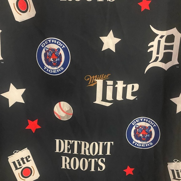 MLB DETROIT TIGERS PATRIOT PRINT SHIRT L - Picture 4 of 5